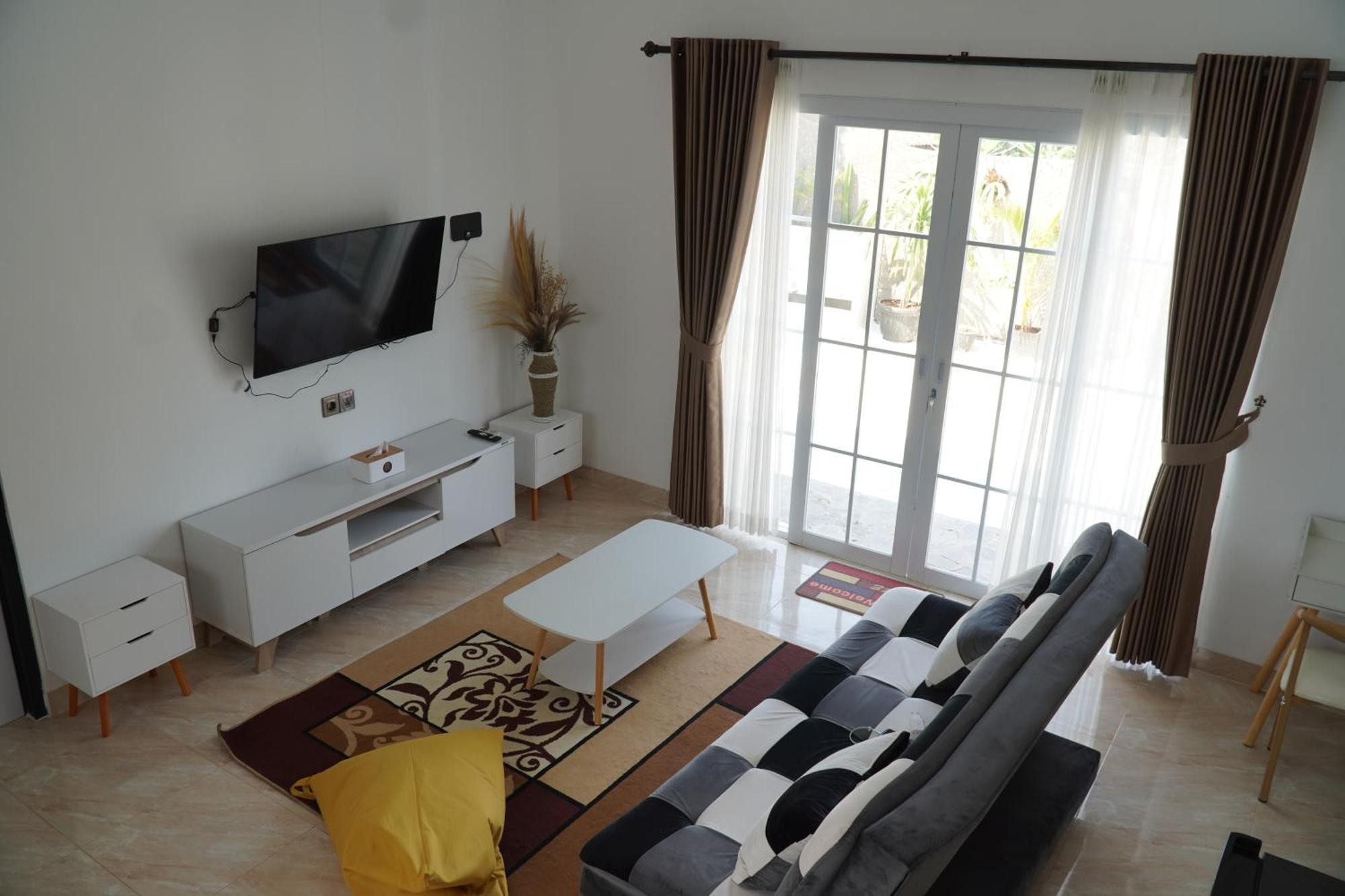 Arlita Guesthouse Cianjur Exterior foto